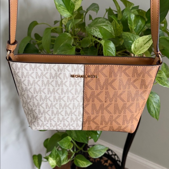 Michael Kors Other - Michael Kors Jet Set two toned Logo Crossbody Bag